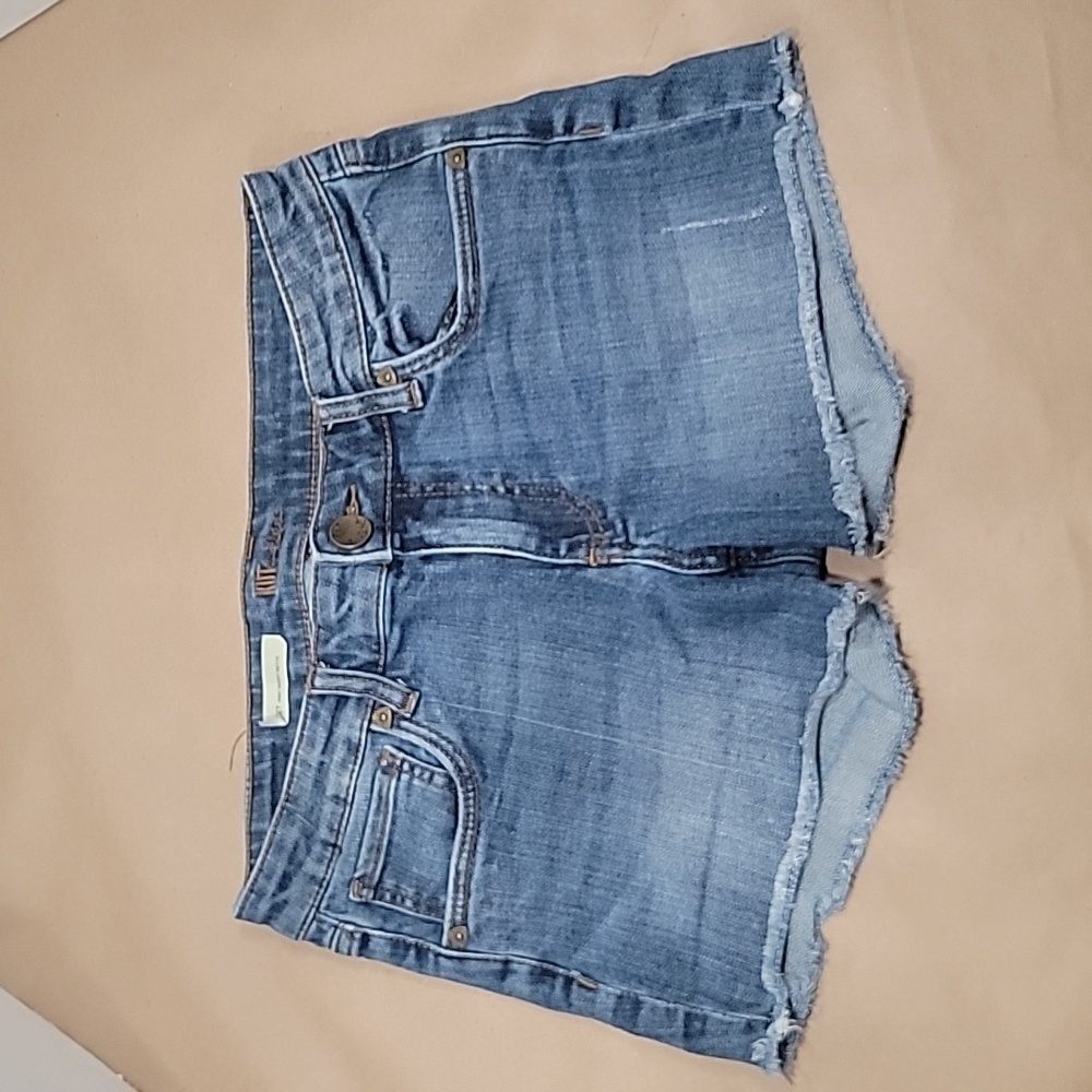 KUT from the kloth, Gidget Fray Short Petite, Size 2P, EUC!